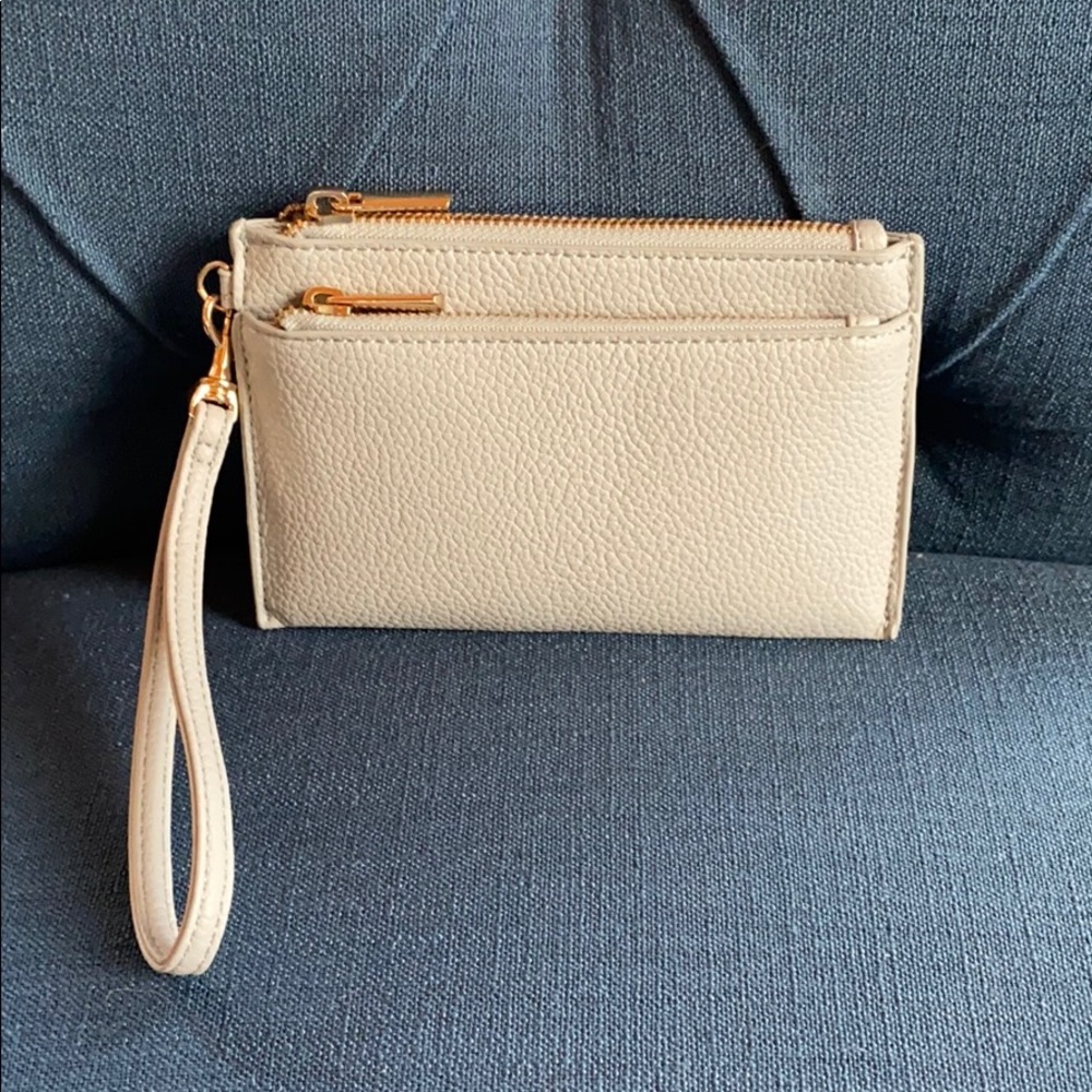 Light Gray Vegan Leather Wristlet